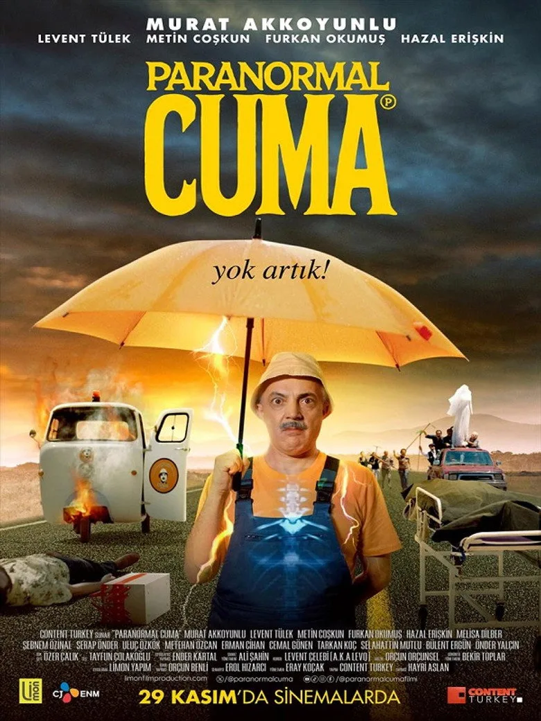 Paranormal Cuma film afişi